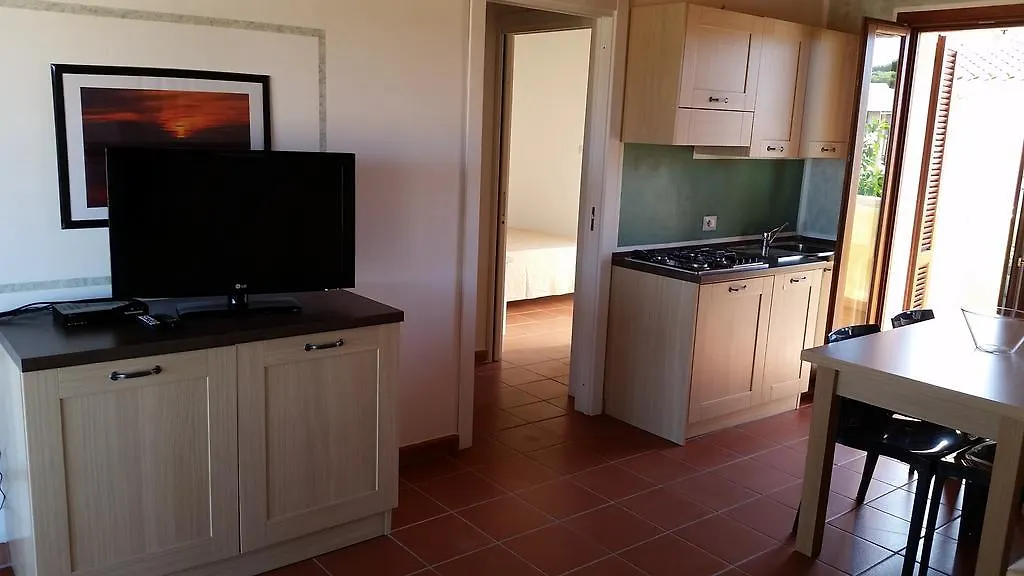 Ξενοδοχείο με διαμερίσματα Residence Ataras Porto San Paolo