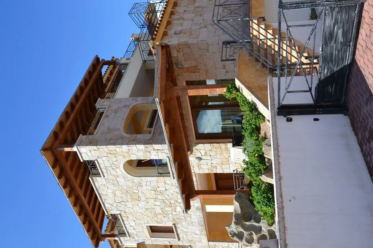 Ξενοδοχείο με διαμερίσματα Residence Ataras Porto San Paolo