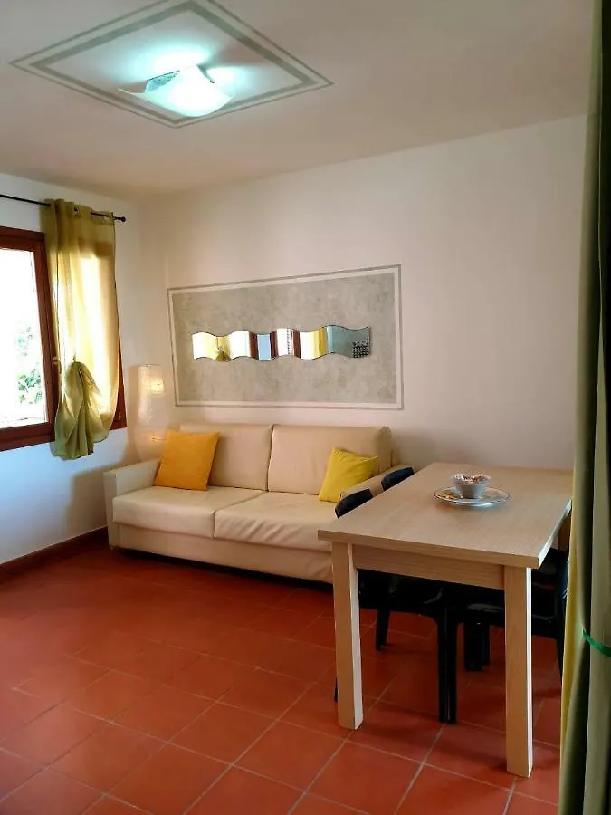 Ξενοδοχείο με διαμερίσματα Residence Ataras Porto San Paolo